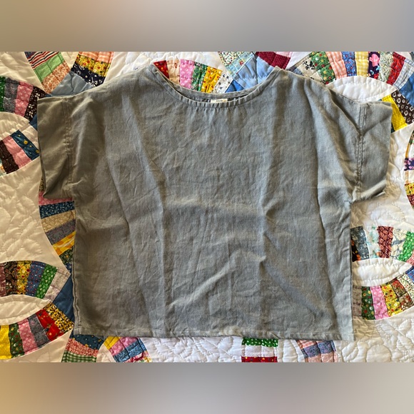 Elizabeth Suzann sea glass linen Georgia tee - Picture 2 of 5